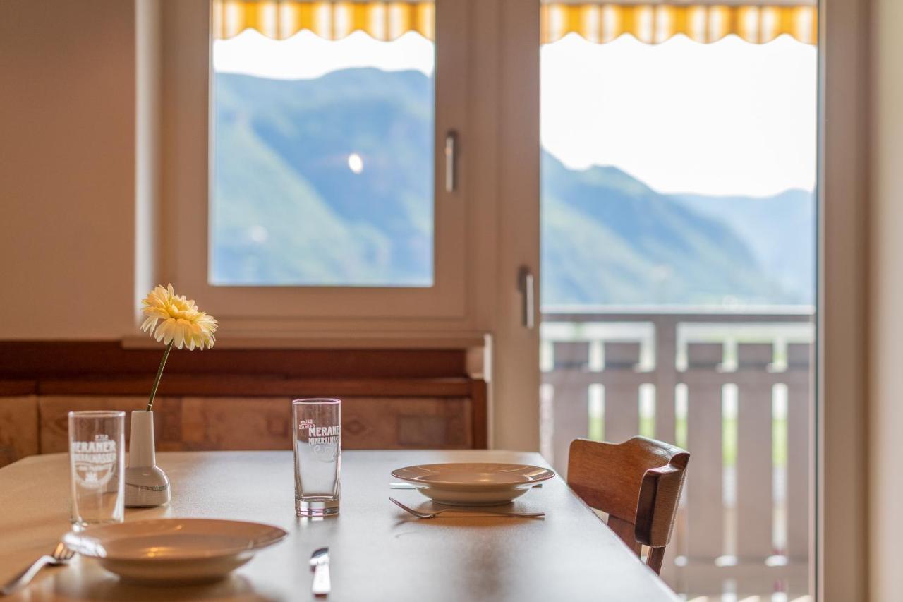 アッピアーノ・スッラ・ストラーダ・デル・ヴィーノ Haus Stolz Bed & Breakfast エクステリア 写真