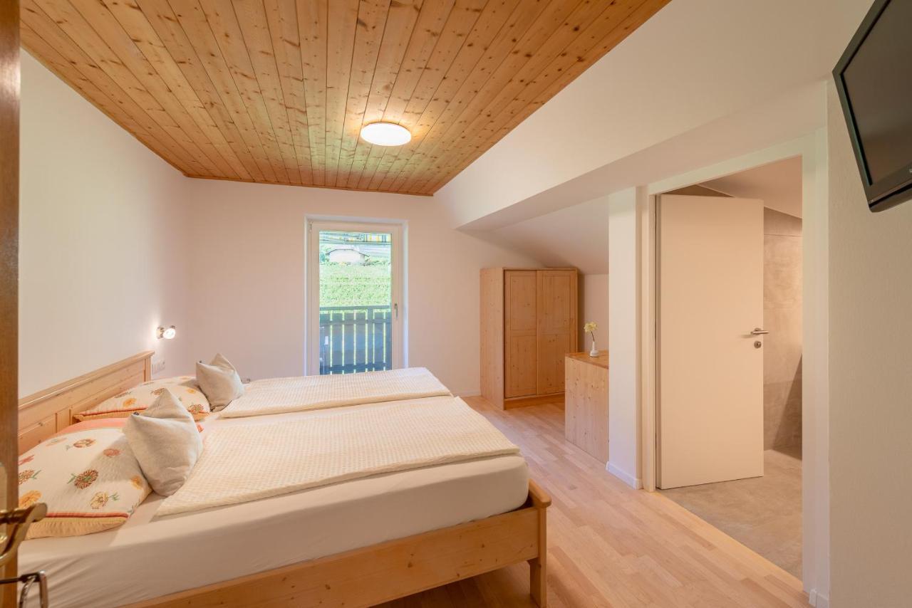 アッピアーノ・スッラ・ストラーダ・デル・ヴィーノ Haus Stolz Bed & Breakfast エクステリア 写真
