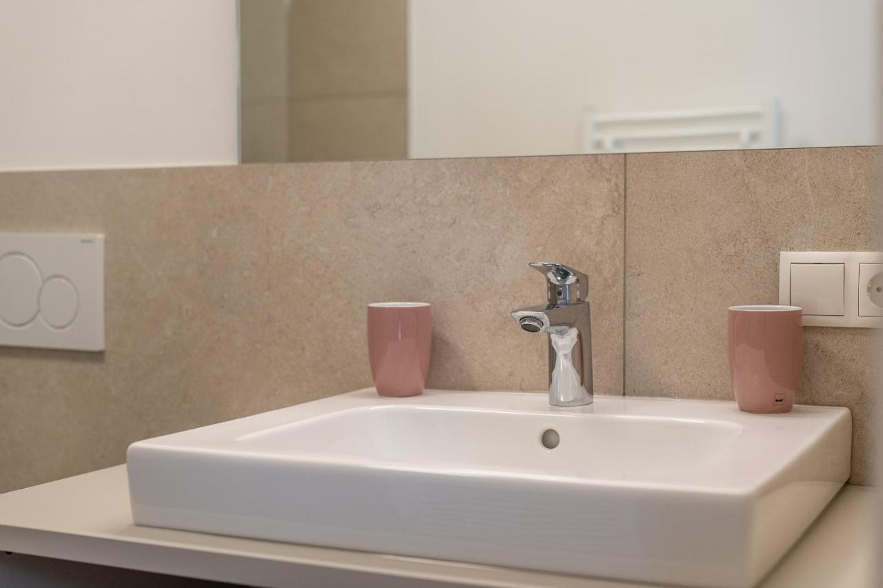 アッピアーノ・スッラ・ストラーダ・デル・ヴィーノ Haus Stolz Bed & Breakfast エクステリア 写真