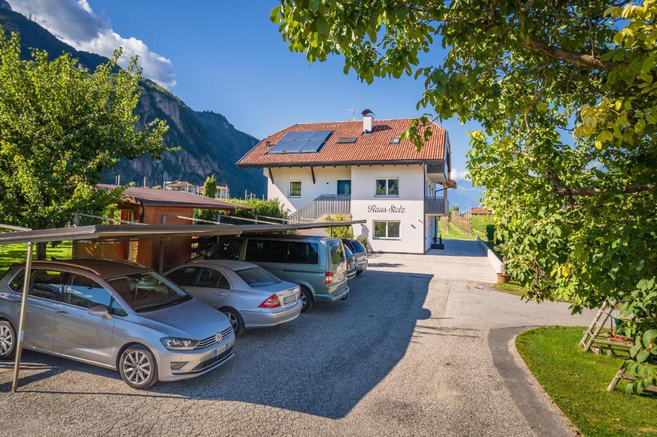 アッピアーノ・スッラ・ストラーダ・デル・ヴィーノ Haus Stolz Bed & Breakfast エクステリア 写真