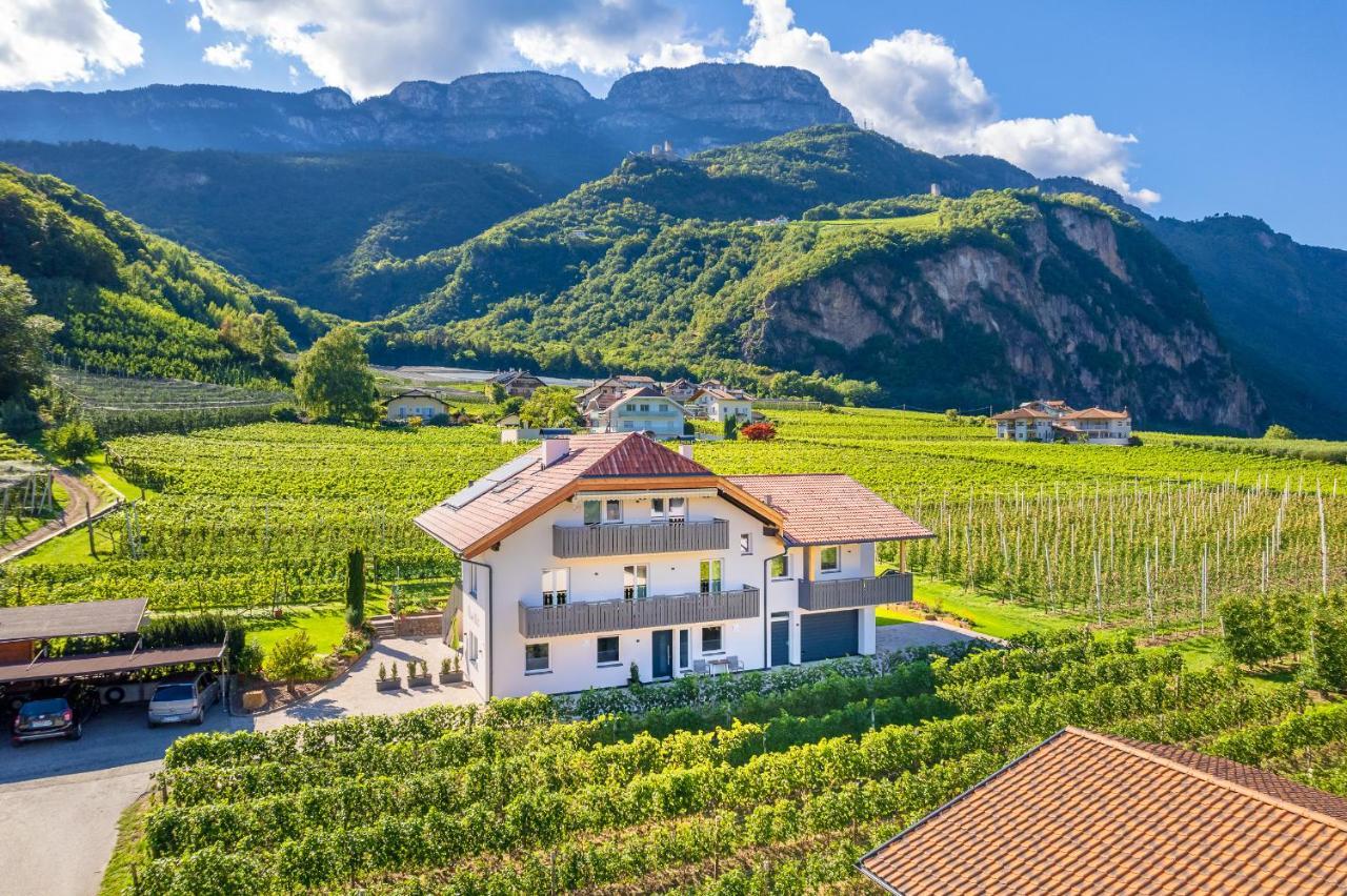 アッピアーノ・スッラ・ストラーダ・デル・ヴィーノ Haus Stolz Bed & Breakfast エクステリア 写真
